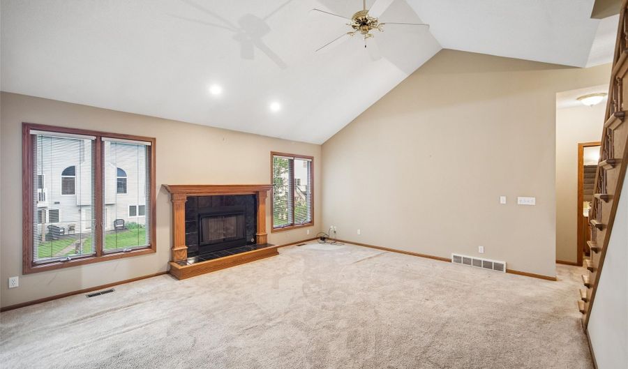 1009 NE 24th Ct, Ankeny, IA 50021 - 3 Beds, 3 Bath