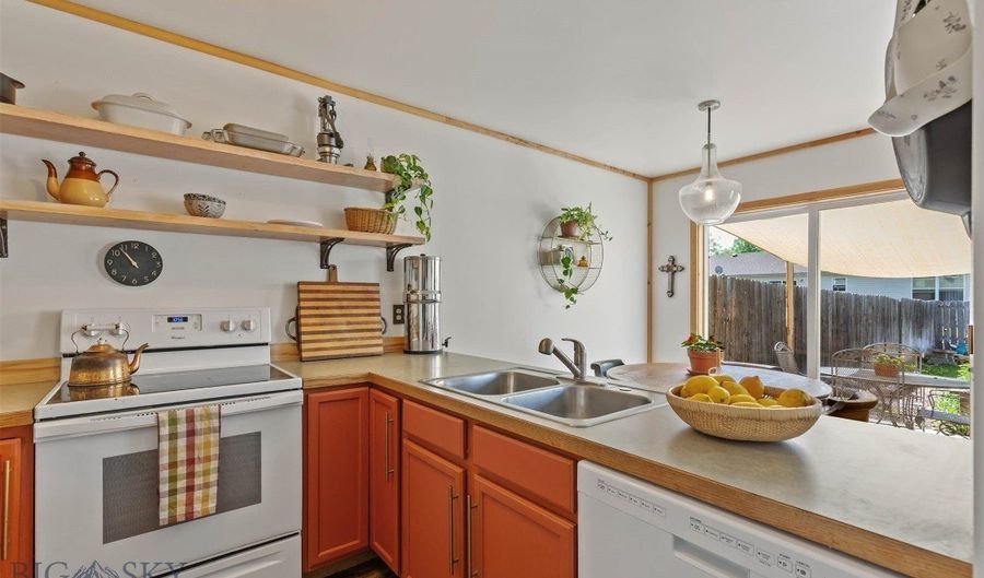 577 W Shore Dr, Belgrade, MT 59714 - 3 Beds, 3 Bath