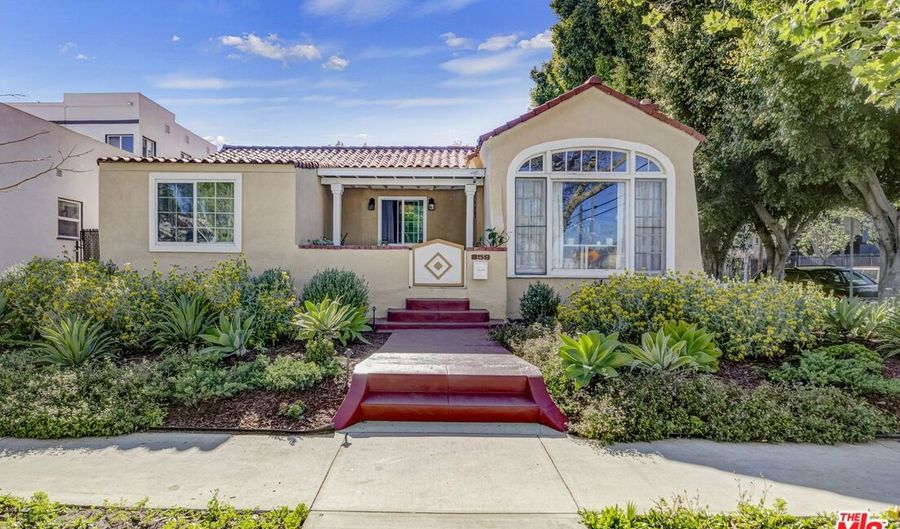 859 N Mansfield Ave, Los Angeles, CA 90038 - 5 Beds, 0 Bath