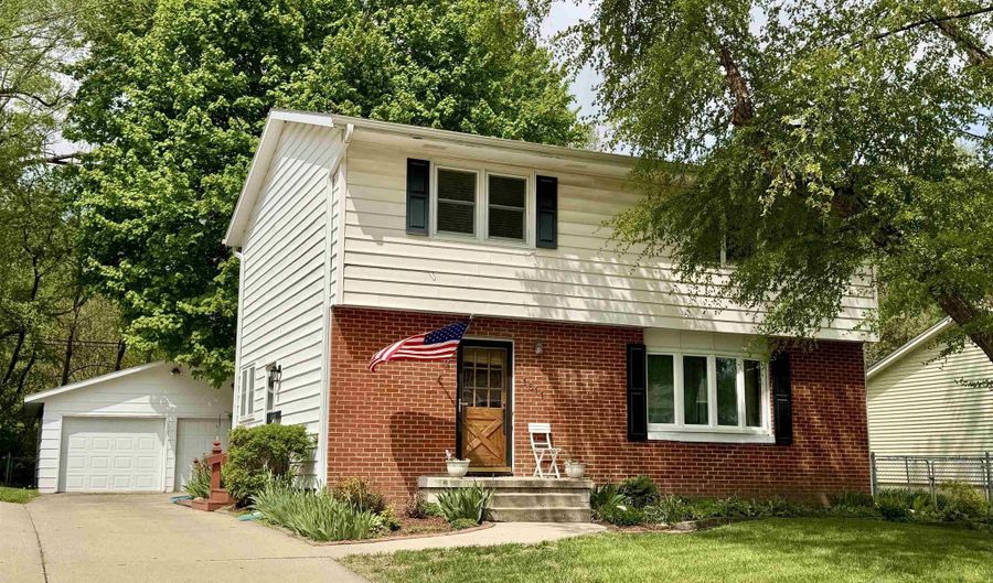 1511 Roosevelt Dr, Atlantic, IA 50022 - 4 Beds, 2 Bath