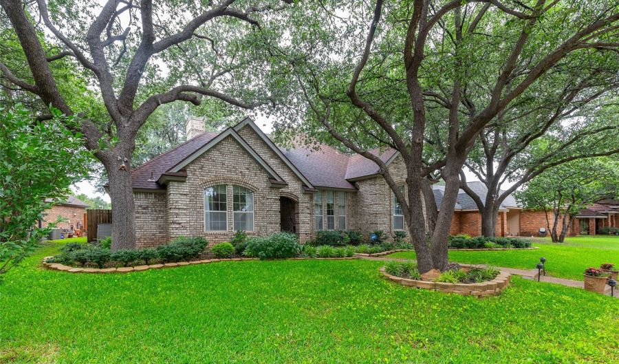6426 Inverrary Dr, Abilene, TX 79606 - 3 Beds, 2 Bath