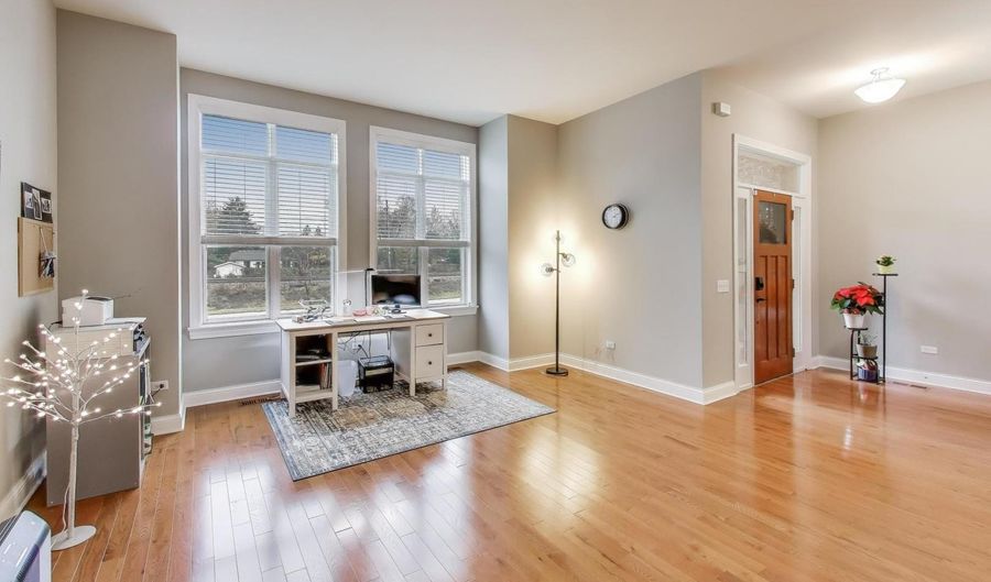 1506 W NORTHWEST Hwy, Arlington Heights, IL 60004 - 3 Beds, 3 Bath