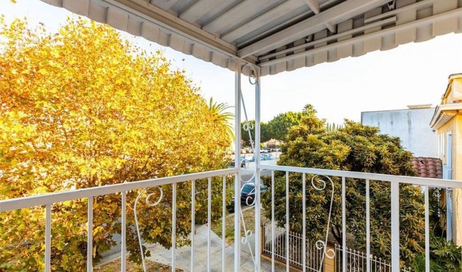 723 N Ridgewood Pl, Los Angeles, CA 90038 - 4 Beds, 4 Bath