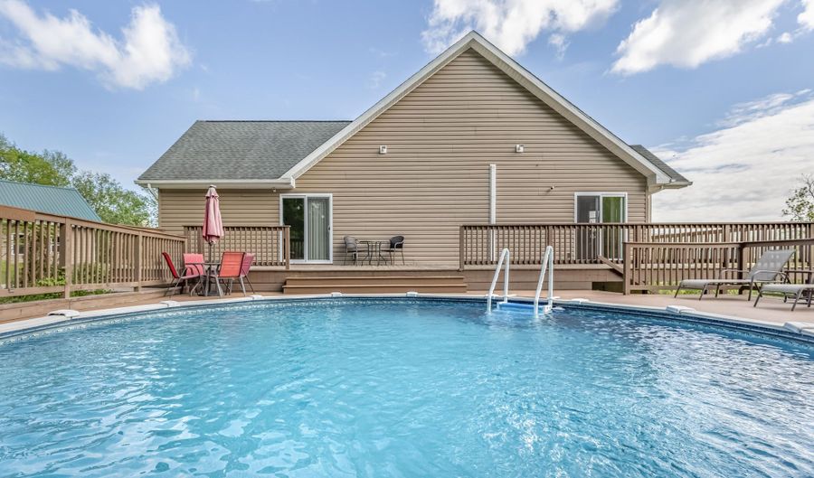 30 Aevo Rd, Accord, NY 12404 - 5 Beds, 6 Bath