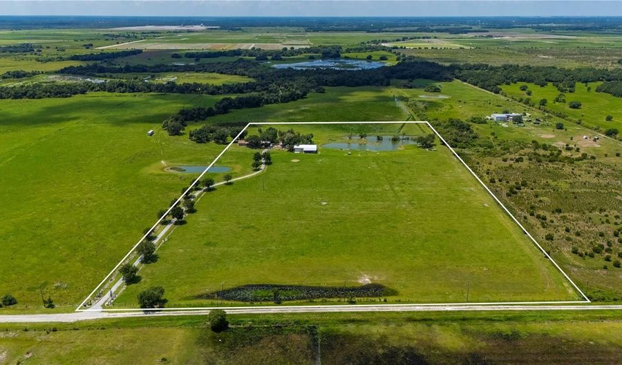 12241 SW GORDON HAY Rd, Arcadia, FL 34269 - 3 Beds, 2 Bath