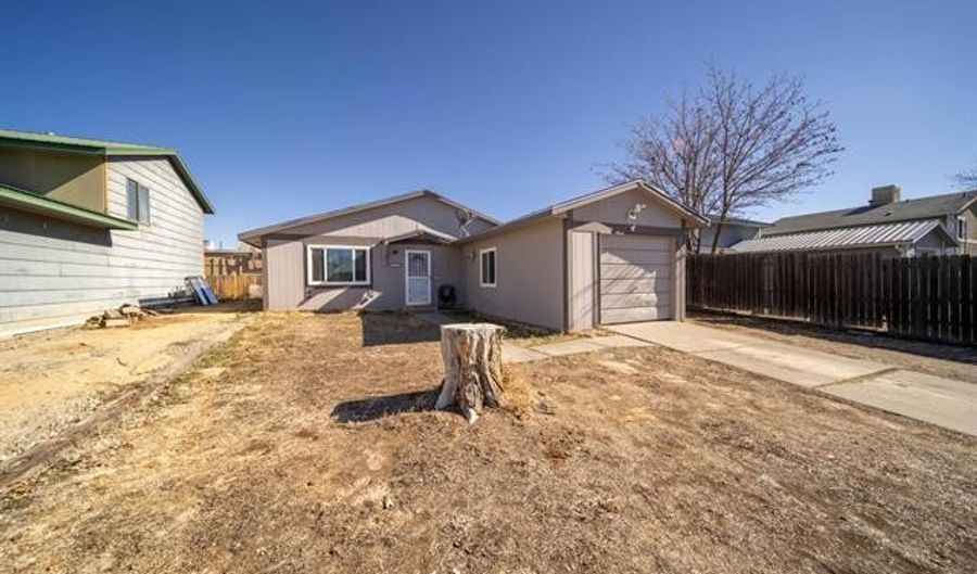 564 31 3/4 Rd, Grand Junction, CO 81504 - 3 Beds, 1 Bath