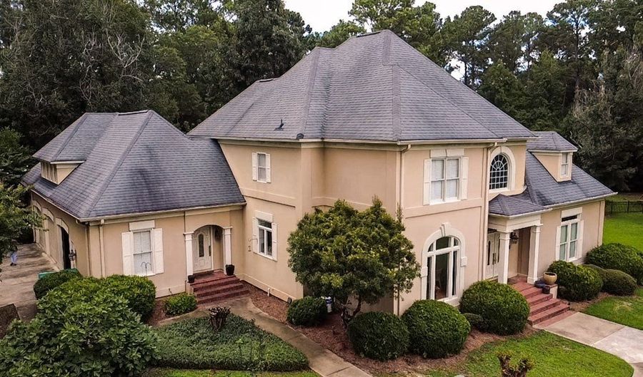 2115 Cumberland Ln, Albany, GA 31721 - 4 Beds, 6 Bath