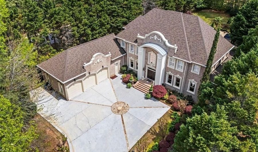 2120 Blackheath Trce, Alpharetta, GA 30005 - 6 Beds, 10 Bath