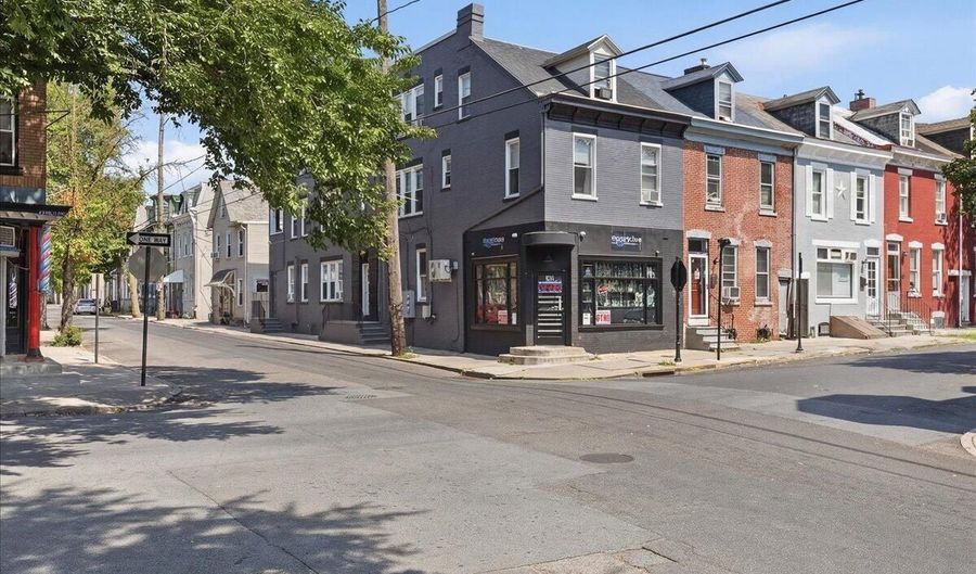 449 N 10th St 449, Allentown, PA 18102 - 0 Beds, 0 Bath