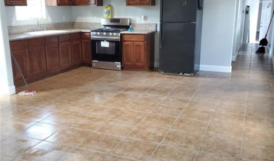 1259 E 49th, Los Angeles, CA 90011 - 4 Beds, 2 Bath