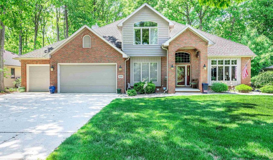 1501 S Weimar St, Appleton, WI 54915 - 4 Beds, 4 Bath