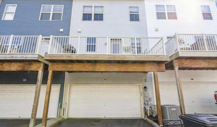 104 VANGUARD Ln, Annapolis, MD 21401 - 3 Beds, 4 Bath