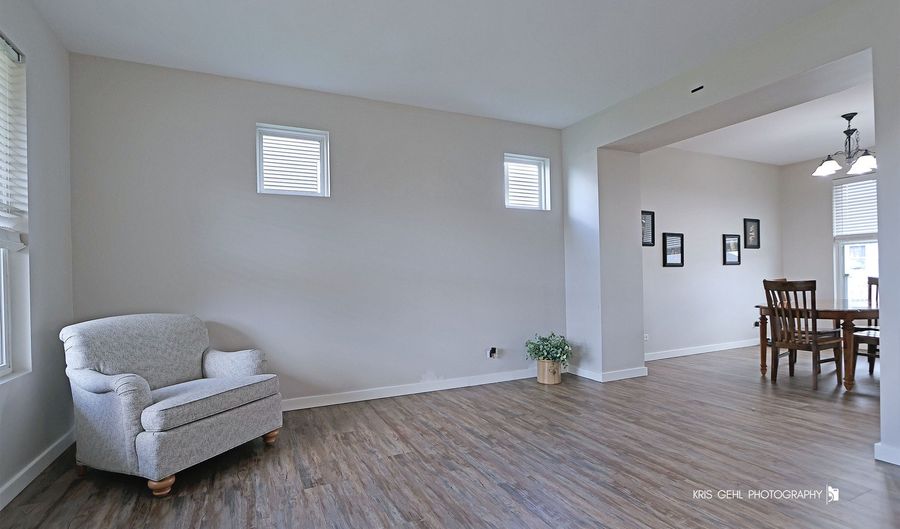 862 Heartland Park Ln, Antioch, IL 60002 - 3 Beds, 3 Bath