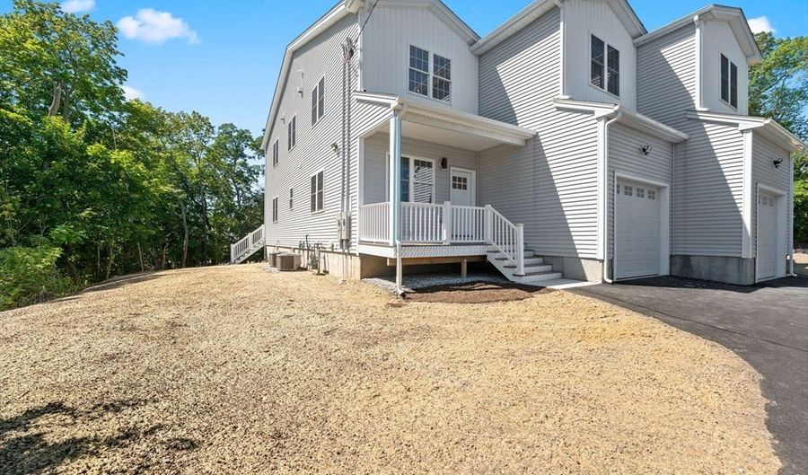 64 Highland Ave A, Attleboro, MA 02703 - 4 Beds, 4 Bath