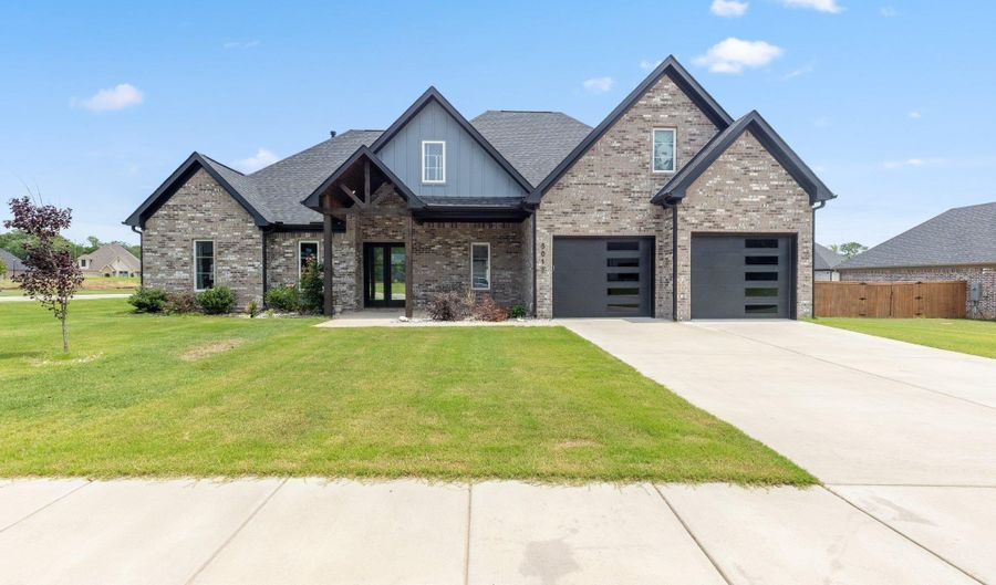 5015 Castaway Bay, Benton, AR 72019 - 4 Beds, 3 Bath