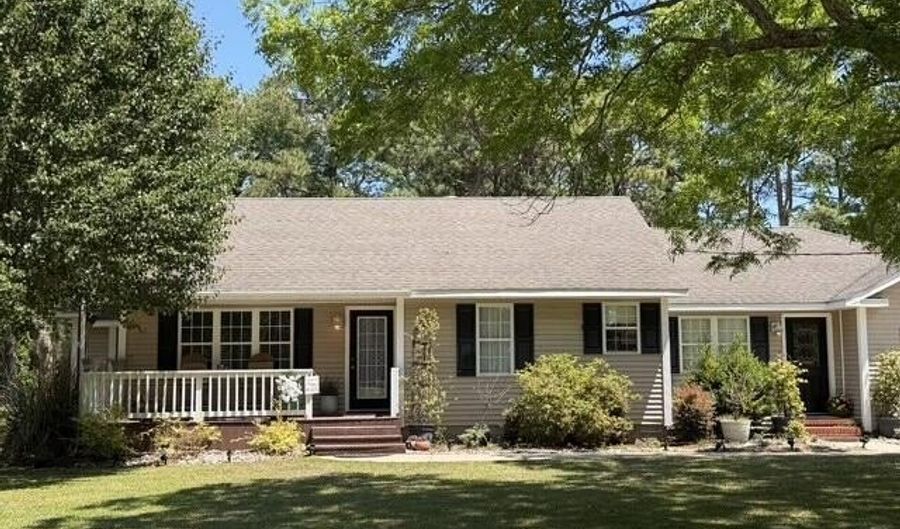 189 Seashore Dr, Atlantic, NC 28511 - 3 Beds, 2 Bath