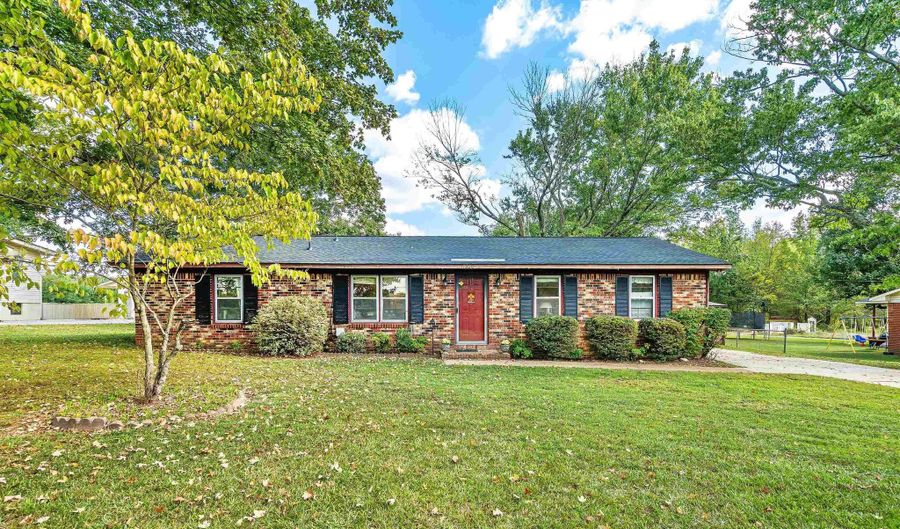 17320 Brownsferry Rd, Athens, AL 35611 - 2 Beds, 2 Bath