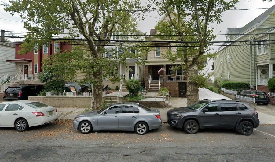 114 W 5TH St 3, Bayonne, NJ 07002 - 2 Beds, 1 Bath