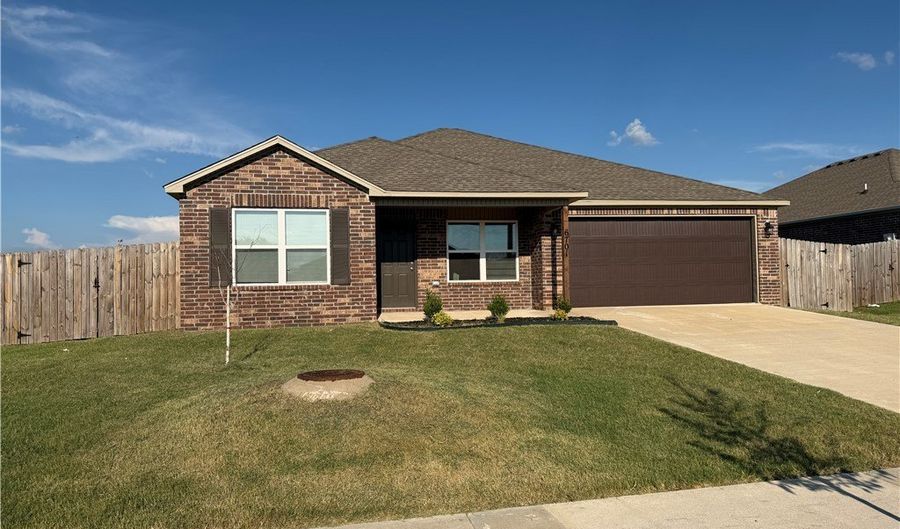 6701 SW Chalkstone Rd, Bentonville, AR 72713 - 4 Beds, 2 Bath