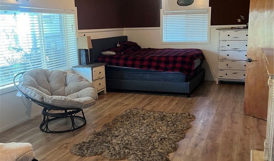 6070 Manzanita Ct, Angelus Oaks, CA 92305 - 3 Beds, 1 Bath