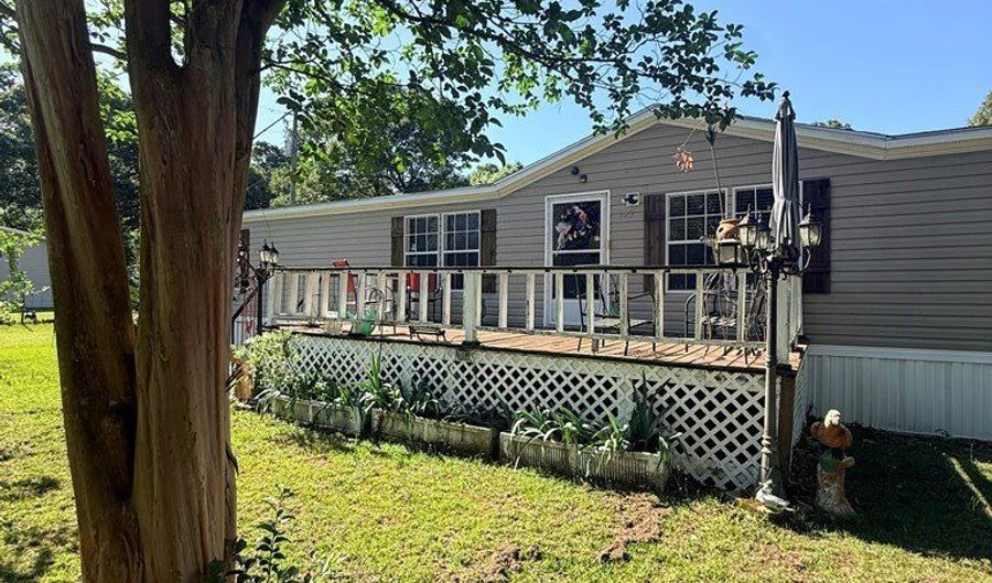 123 W Judith Dr, Bainbridge, GA 39817 - 4 Beds, 2 Bath