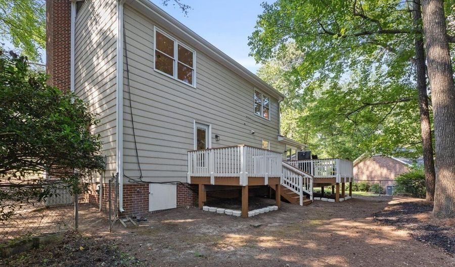 1002 Apache Ln, Apex, NC 27502 - 3 Beds, 3 Bath