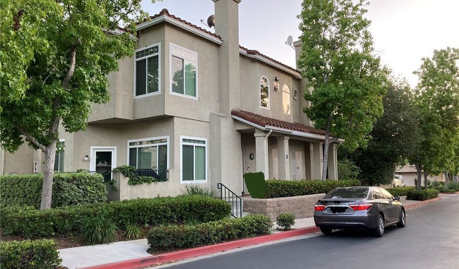 132 Sandpiper Ln, Aliso Viejo, CA 92656 - 2 Beds, 3 Bath