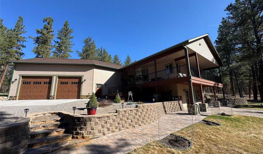 1034 Sandy Hill Dr, Bonner, MT 59823 - 3 Beds, 3 Bath