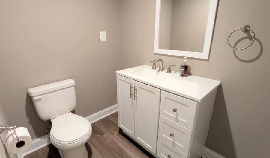 2606 SMALLWOOD Dr, Abingdon, MD 21009 - 4 Beds, 4 Bath