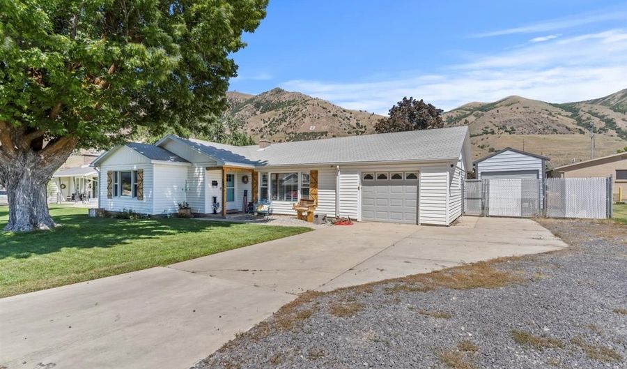 158 N 800 E, Brigham City, UT 84302 - 3 Beds, 1 Bath