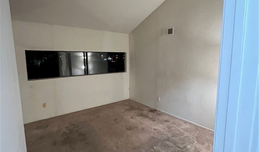 7940 University Ave 34, La Mesa, CA 91942 - 2 Beds, 2 Bath