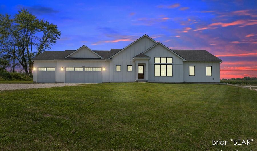 6581 Timpson Ave SE, Alto, MI 49302 - 4 Beds, 3 Bath