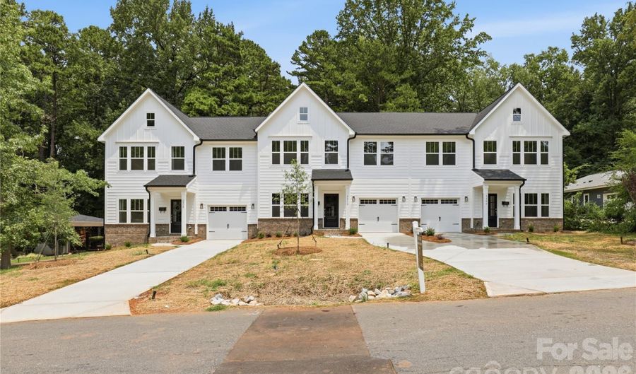 3306 Campbell Dr, Charlotte, NC 28205 - 4 Beds, 3 Bath
