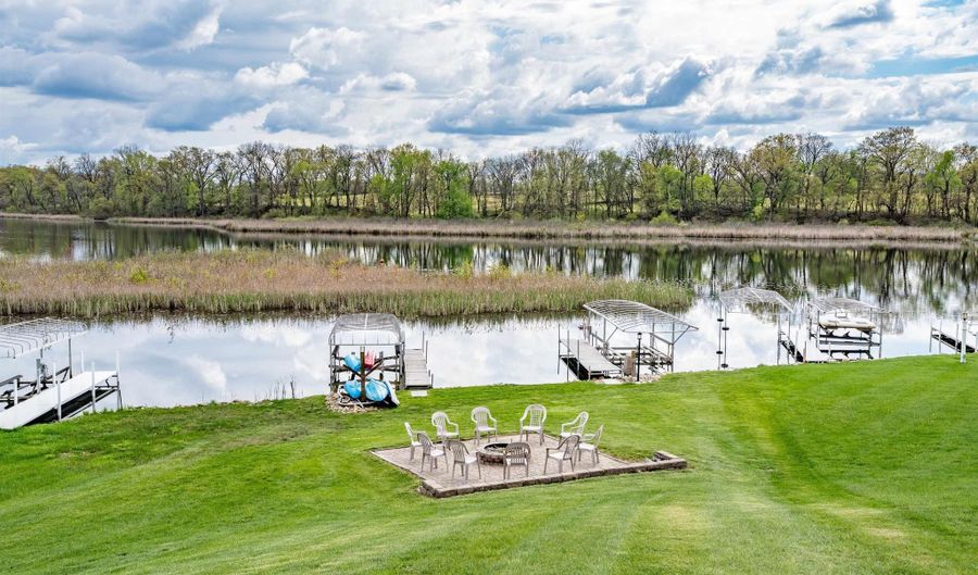170 Lane 260B Crooked Lk, Angola, IN 46703 - 4 Beds, 4 Bath