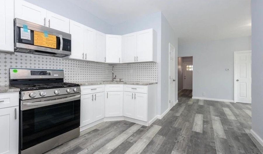 217 Prospect Ave, Bayonne, NJ 07002 - 2 Beds, 1 Bath