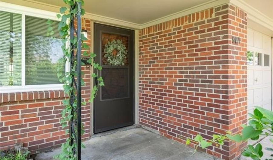 961 Yale Dr, Bartlesville, OK 74006 - 3 Beds, 1 Bath