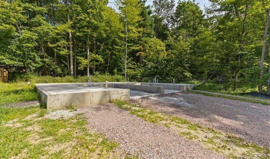 208 Dale Rd, Burlington, VT 05401 - 3 Beds, 3 Bath