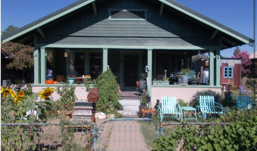311 W VISTA St, Bisbee, AZ 85603 - 2 Beds, 2 Bath
