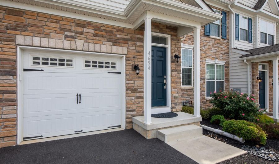 4654 WOODBRUSH Way, Allentown, PA 18104 - 3 Beds, 3 Bath
