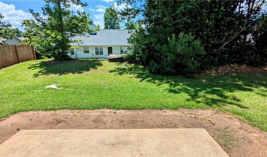 2565 Rainmaker Dr, Decatur, GA 30034 - 4 Beds, 3 Bath