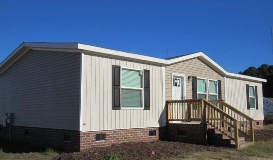 223 OLD HWY 11, Ahoskie, NC 27910 - 3 Beds, 2 Bath