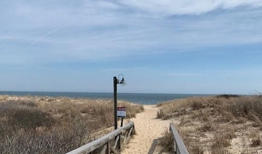 29000 INDIAN HARBOR Dr 32, Bethany Beach, DE 19930 - 4 Beds, 3 Bath