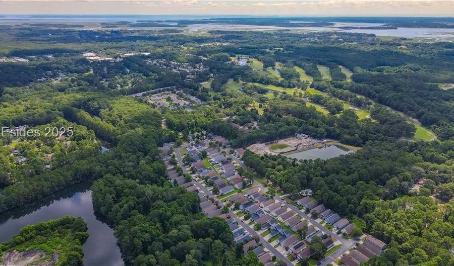 113 Pine Forest Dr, Bluffton, SC 29910 - 3 Beds, 2 Bath
