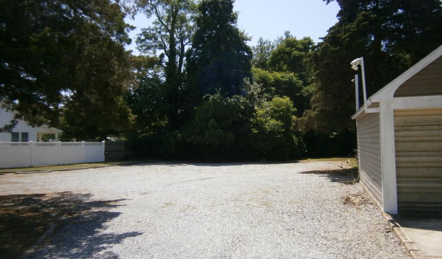 5 Locust Ln, Cape May Court House, NJ 08210 - 2 Beds, 2 Bath