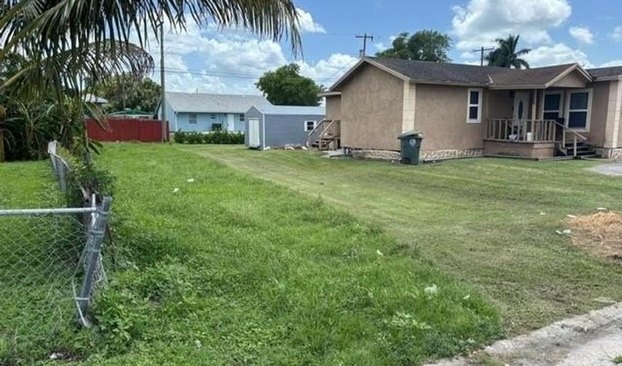525 SW 9th St, Belle Glade, FL 33430 - 0 Beds, 0 Bath