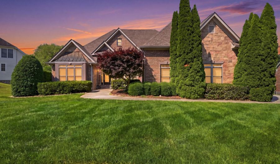 9219 Crystal Brook Dr, Apison, TN 37302 - 5 Beds, 4 Bath