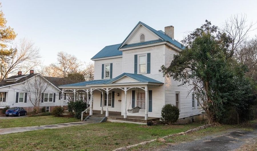 1205 N Main, Abbeville, SC 29620 - 6 Beds, 6 Bath