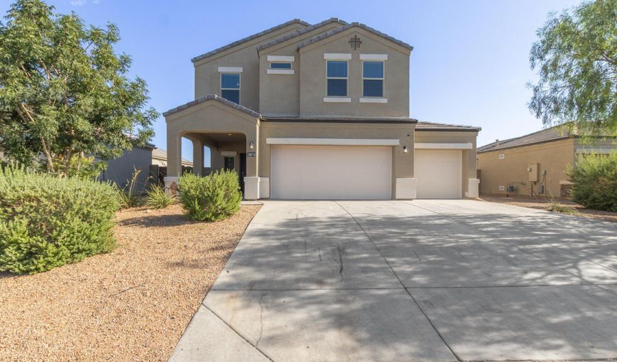 30716 W AMELIA Ave, Buckeye, AZ 85396 - 4 Beds, 3 Bath