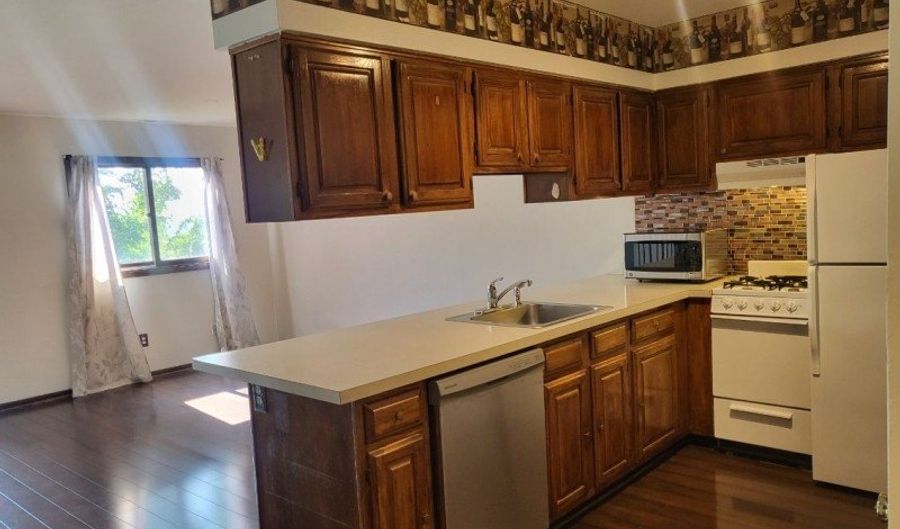 1 Red Lodge Dr 5, Alloway, NJ 07462 - 2 Beds, 2 Bath