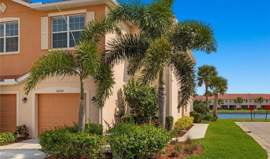 8894 Via Isola Ct, Fort Myers, FL 33966 - 3 Beds, 3 Bath